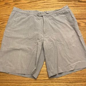 Mountain Ridge Shorts. size 42